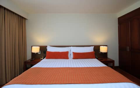 Hotel Windsor House Inn By GEH Suites — photo 9