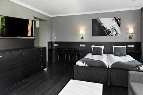 Hotel Allén - Sure Hotel by Best Western Allen — hotel room
