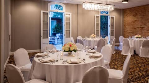 Holiday Inn Hotel French Quarter-Chateau Lemoyne by IHG — photo 2