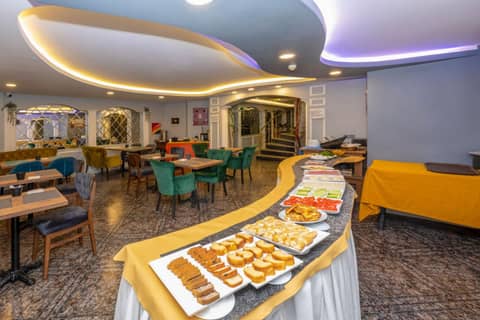 The Hotel Devman & Terrace — photo 9