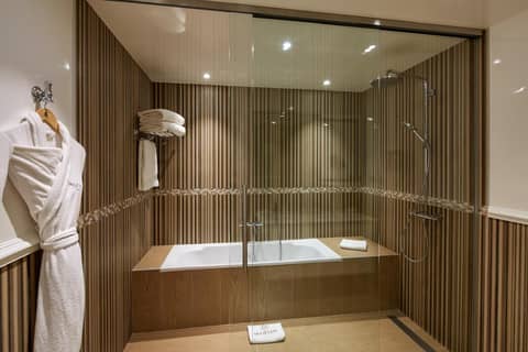 Majestic Hotel Spa - Champs Elysées — photo 2
