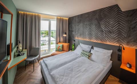 LOGINN Hotel Berlin Airport — photo 3
