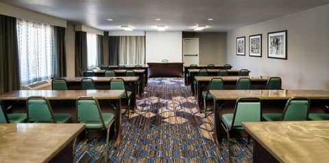 Hampton Inn Phoenix Airport North — photo 9