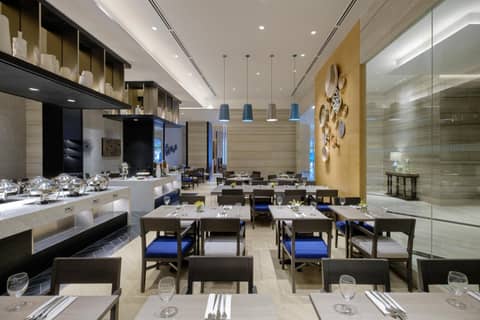 Savoy Hotel Mactan Cebu near Newtown Beach — photo 4
