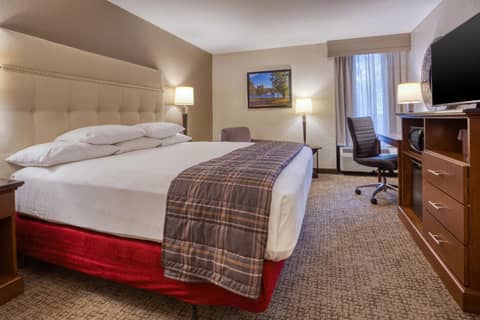 Drury Inn & Suites St. Louis - Fairview Heights — photo 9