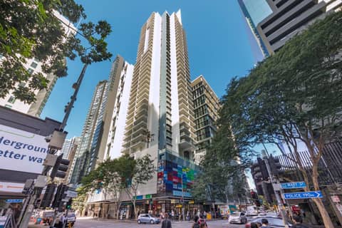 Oaks Brisbane River City Suites — photo 2