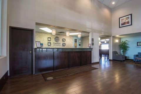 Comfort Inn & Suites Calgary Airport - South — photo 9