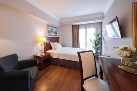 Electra Palace Athens — hotel room