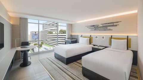 DoubleTree by Hilton Bangkok Ploenchit — photo 3