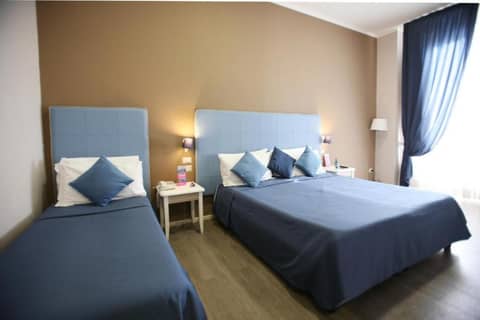Hotel Gioia — hotel room