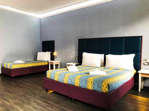 Hotel Gioia — hotel room