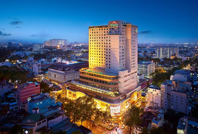 Windsor Plaza Hotel — building