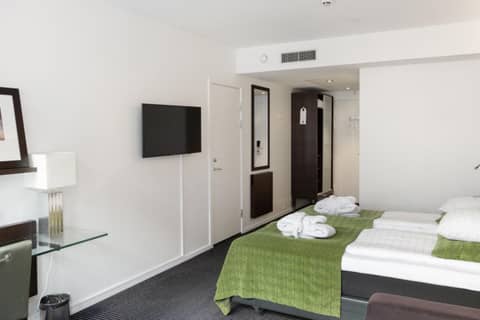 The Square — hotel room