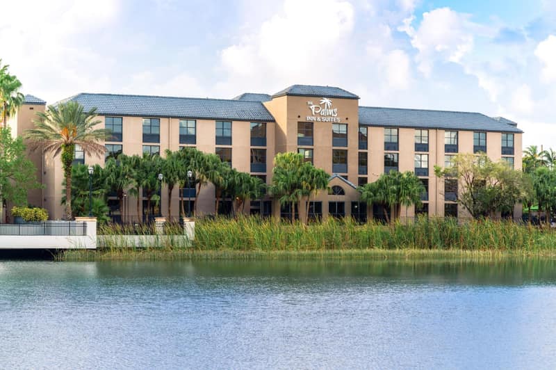 The Palms Inn & Suites Miami, Kendall, FL — building