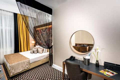 Hotel Moments Budapest by Continental Group — photo 3