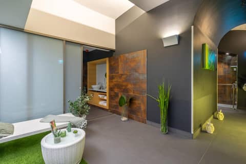 Hotel Moments Budapest by Continental Group — photo 7