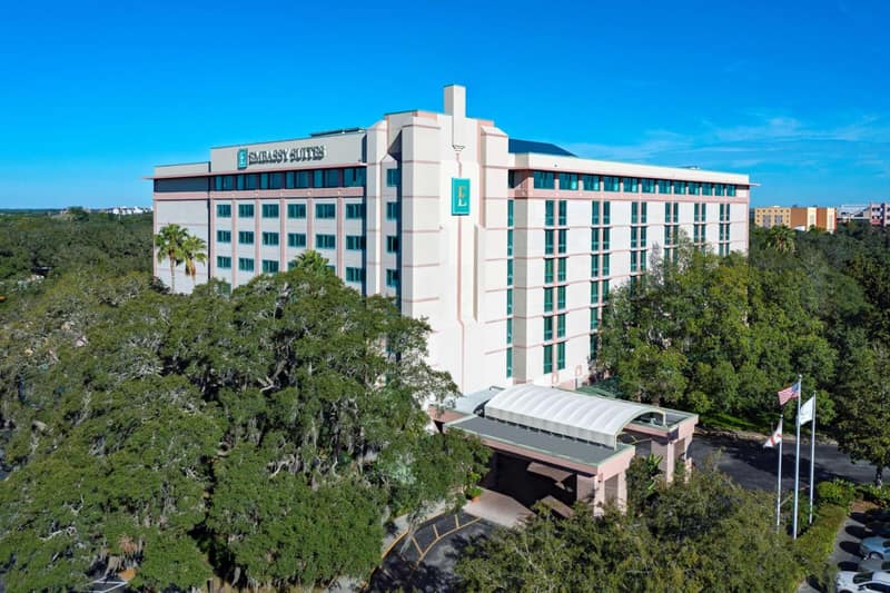 Embassy Suites by Hilton Tampa USF Near Busch Gardens — building