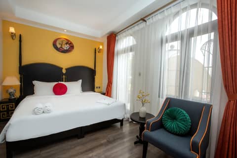 Hanoi Center Silk Boutique Hotel & Travel — hotel room