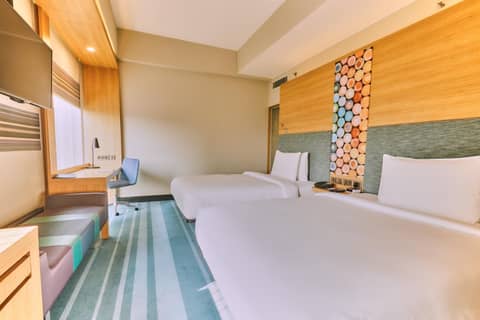 Aloft by Marriott New Delhi Aerocity — hotel room