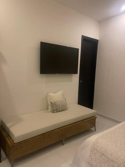 Moet Medellin Hotel — hotel room