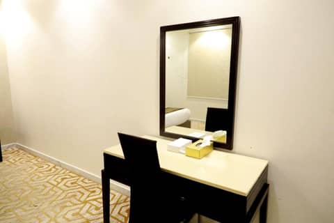 Quiet Rooms 9 Serviced Apartments — photo 5