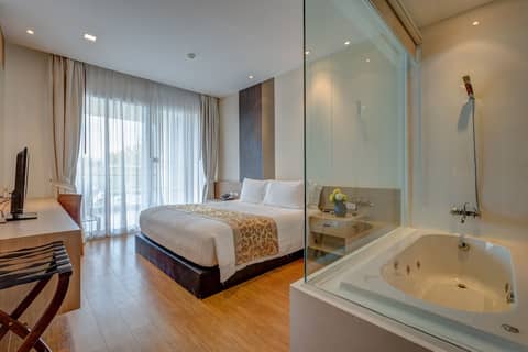 The Pelican Residence & Suite Krabi — bedroom