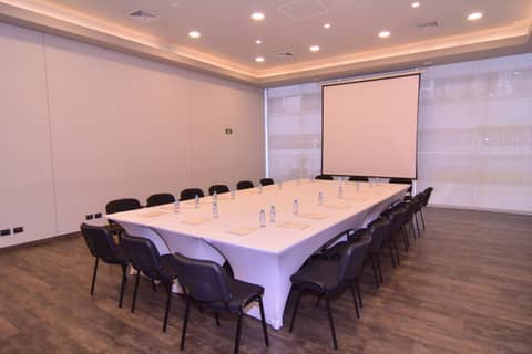 City Express Plus by Marriott Medellín Colombia — photo 2