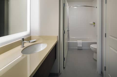 Staybridge Suites - Phoenix – Biltmore Area by IHG — photo 8