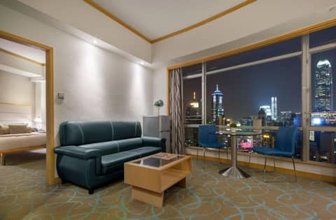 Garden View Hong Kong — hotel room