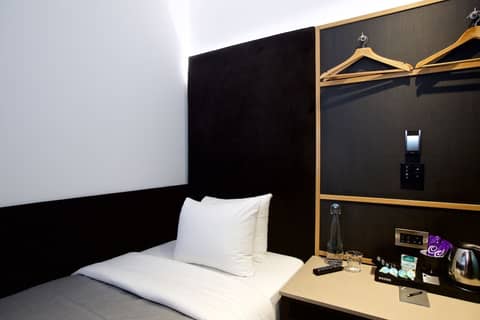 The Z Hotel Gloucester Place — photo 5