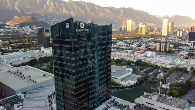 Camino Real Fashion Drive Monterrey — building
