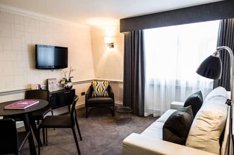 The Ampersand Hotel - Small Luxury Hotels of the World — living room