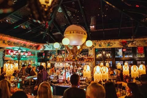 Lafayette Hotel & Club — dining