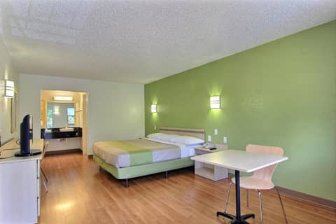 Motel 6 Austin, TX - Central Downtown UT — photo 5