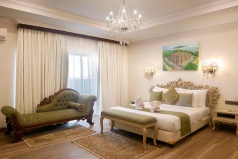 Sahid Raya Hotel & Convention Yogyakarta — hotel room