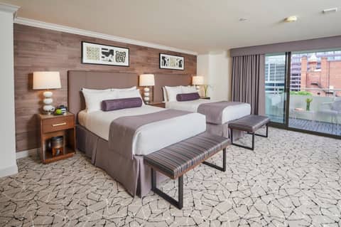 Warwick Denver — hotel room