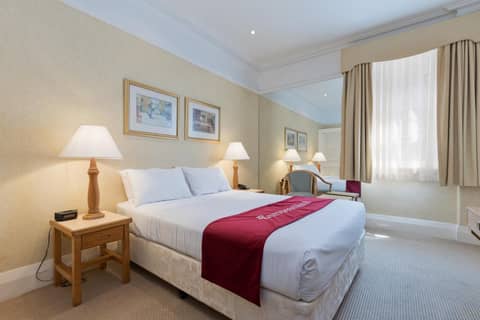 European Hotel — photo 2