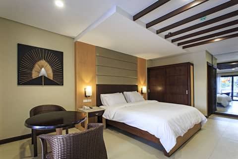 Cebu Westown Lagoon - South Wing — photo 5