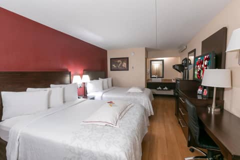 Red Roof Inn PLUS+ Atlanta - Buckhead — photo 9