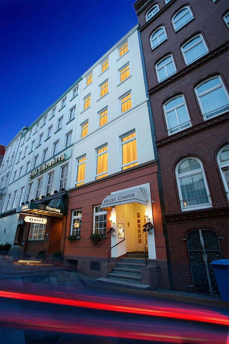 Hotel Condor — building