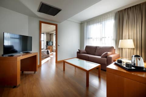 Exe Plaza — hotel room
