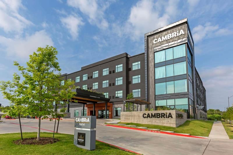 Cambria Hotel Austin Airport — building