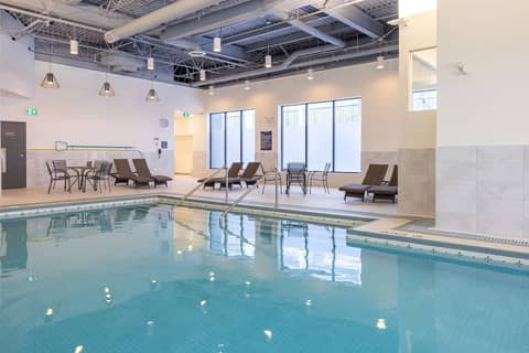 DoubleTree by Hilton Calgary North — photo 3
