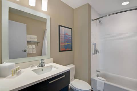 TownePlace Suites by Marriott Indianapolis Downtown — photo 9