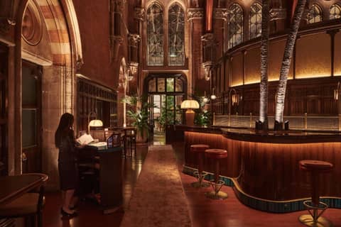 St Pancras London Autograph Collection — hotel reception