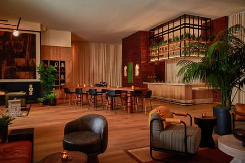 HOLLYWOOD VOLUME, a Tribute Portfolio Hotel — lounge