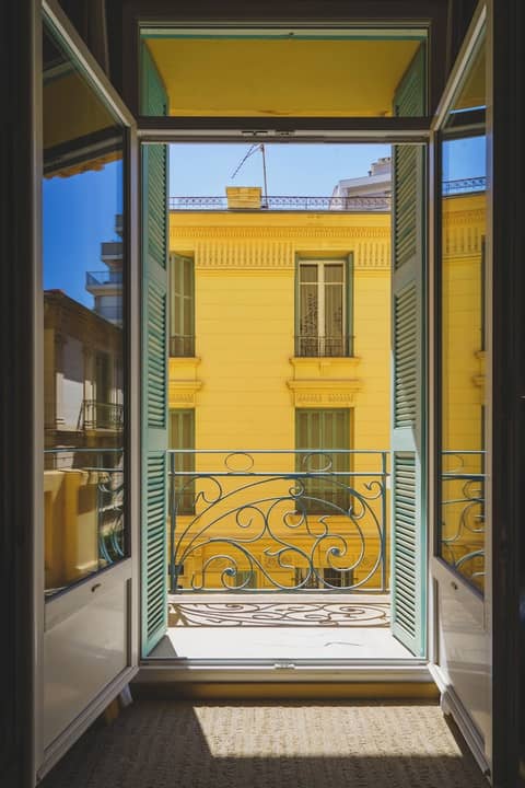Hotel Gounod Fully Renovated — photo 2