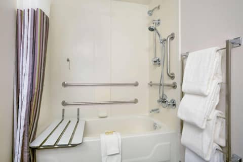 La Quinta by Wyndham St. Louis Westport — photo 6