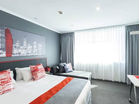 Citadines St Georges Terrace Perth — hotel room