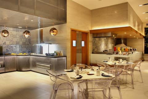 Radisson Bengaluru City Center — photo 7
